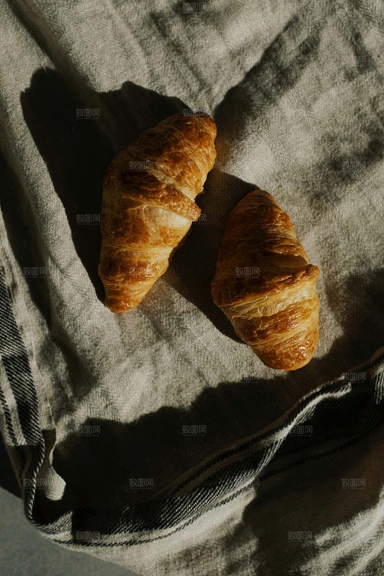 美食摄影可颂特写素材