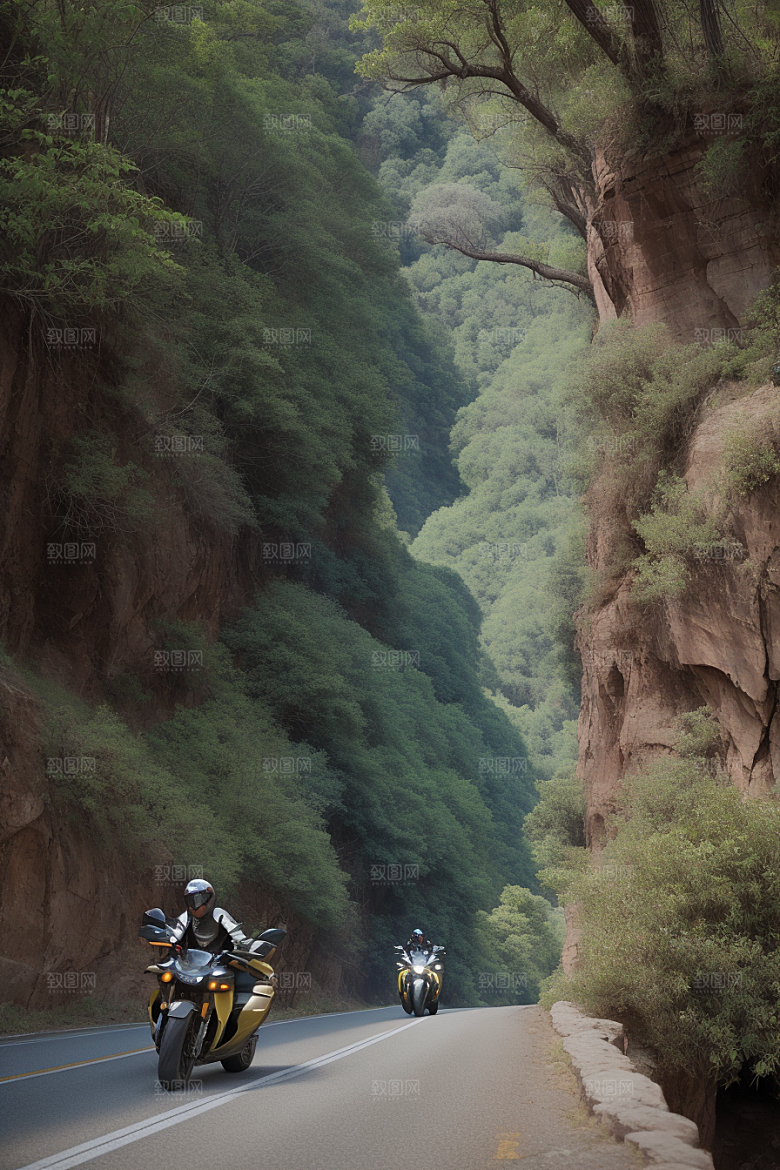壮丽探险摩托穿越自然风光的壮观之旅