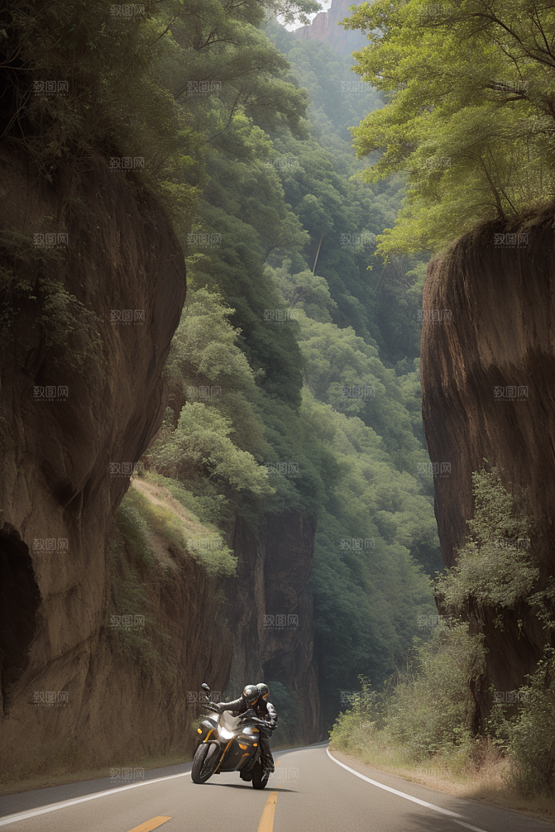 峡谷之旅穿越壮丽峡谷的摩托壮游