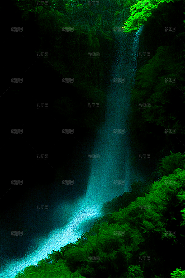 深绿色水面中的湍急河流