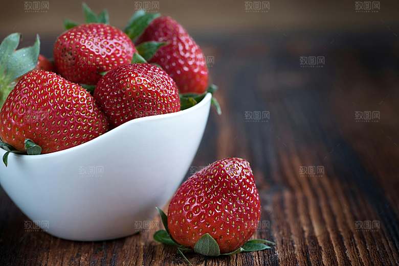 草莓摄影特写水果元素