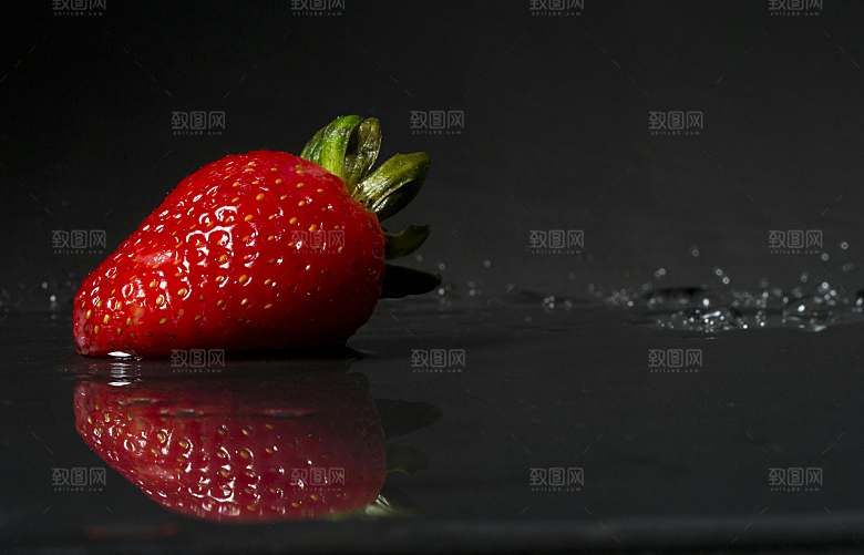 草莓摄影特写水果元素