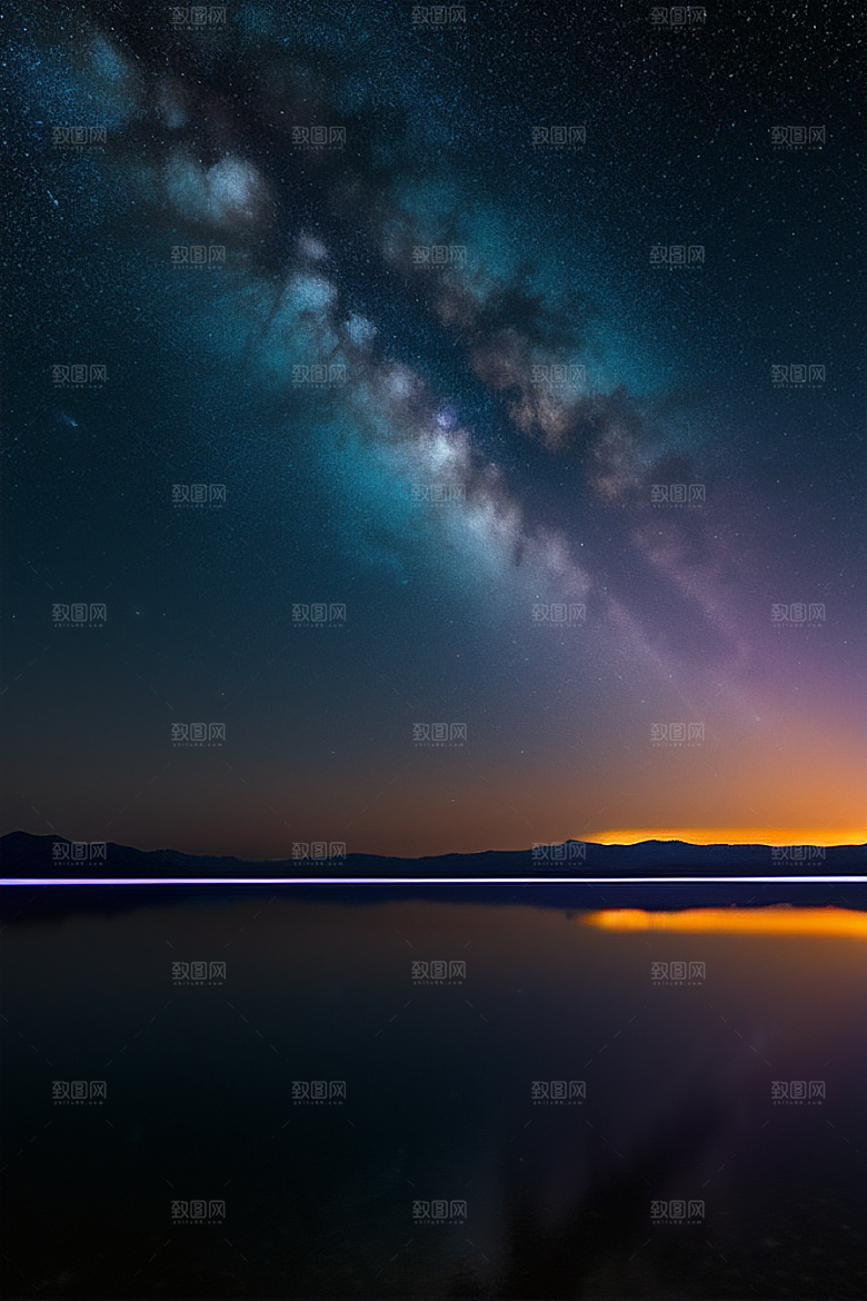 星光璀璨的夜空与浪漫之海