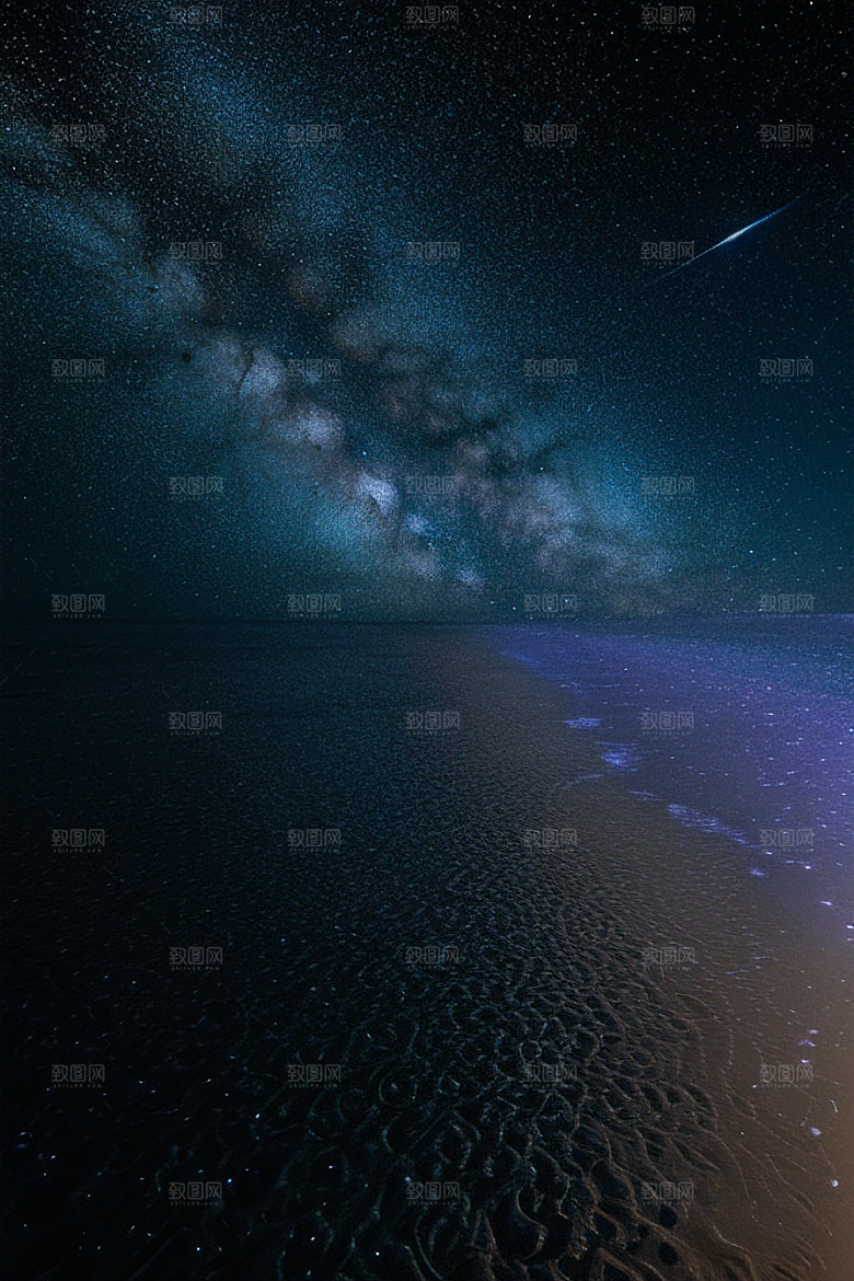 星光璀璨的夜空与浪漫之海