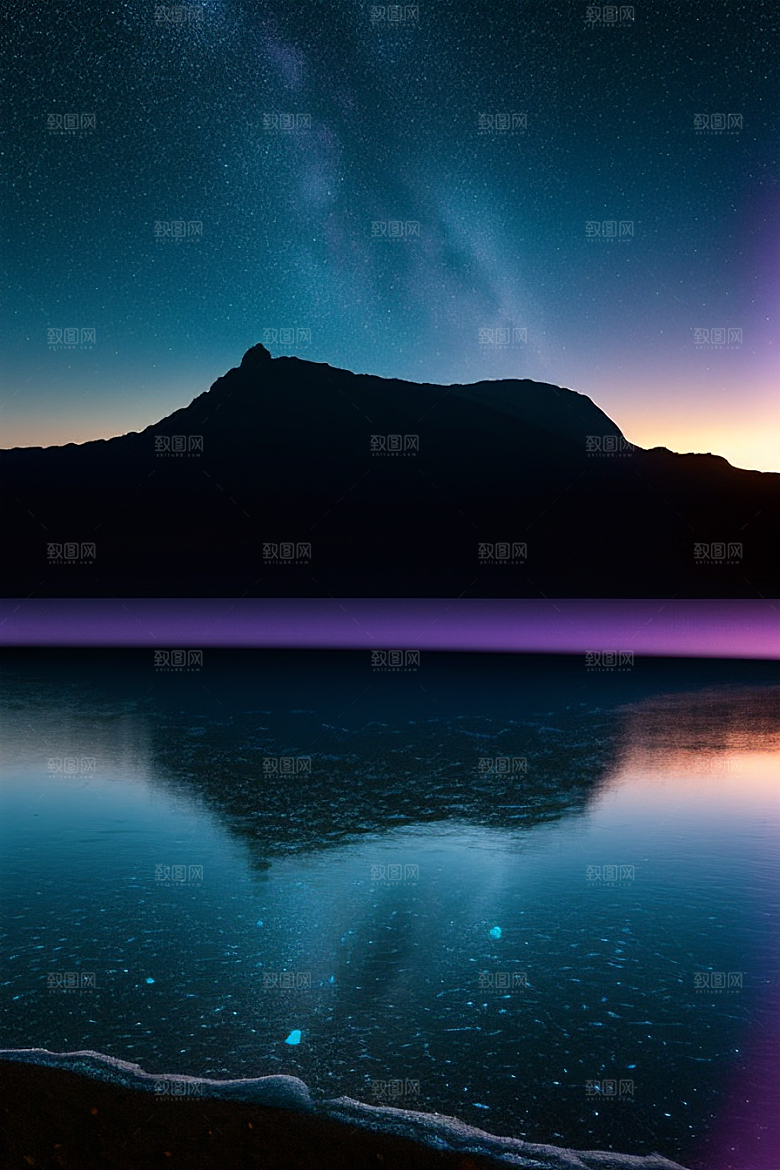 星光璀璨的夜空与浪漫之海