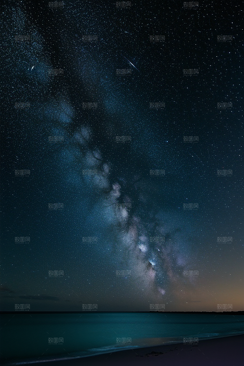 月亮下的星海与海洋荧光绘画