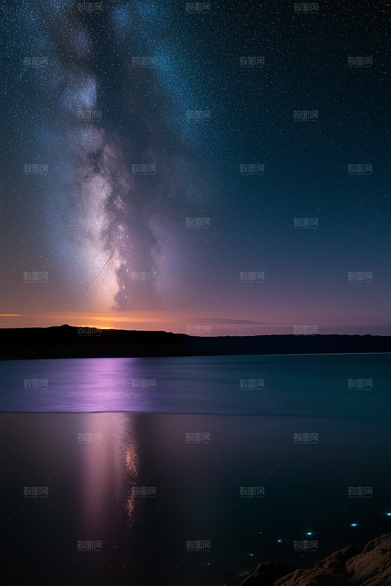 月亮下的星海与海洋荧光绘画