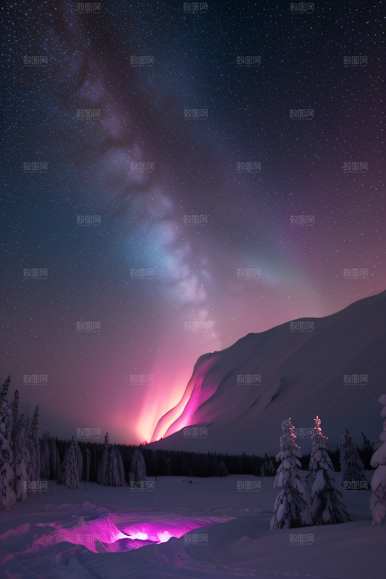 粉色极光在白雪中闪耀