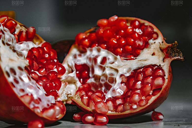 红色石榴摄影素材