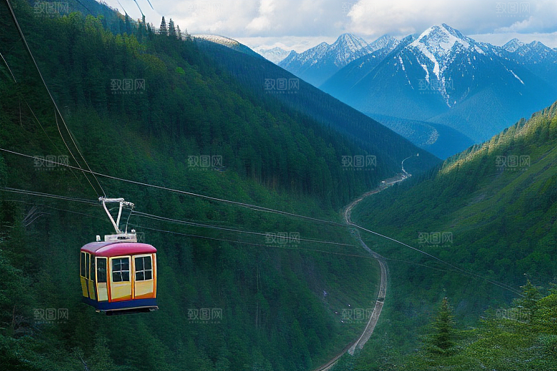 彩色登山缆车的绚丽色彩