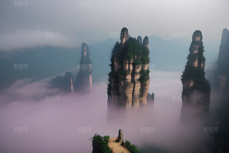 雄伟形态指向天际