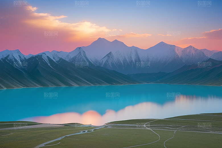 大美青海湖的湖畔风光