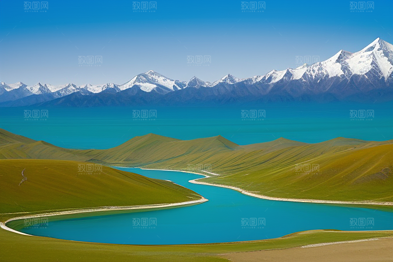 大美青海湖的雪山倒影