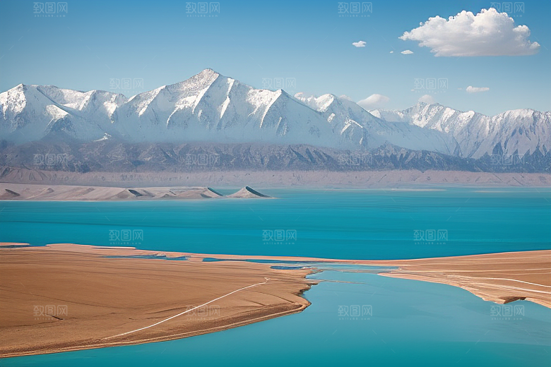 大美青海湖的雪山倒影