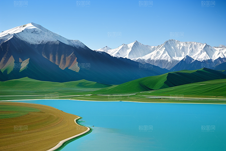 大美青海湖的雪山倒影