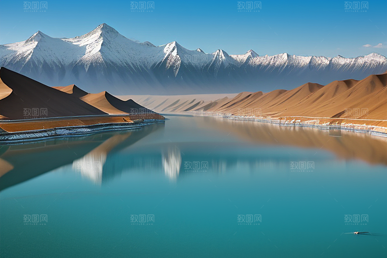 大美青海湖的湖水清澈