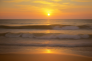 海边日出的海浪拍岸