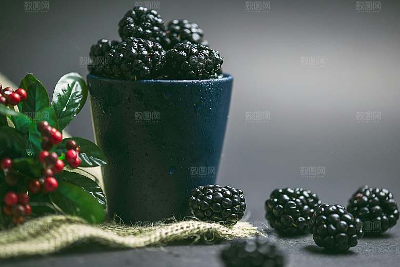 黑莓水果摄影特写素材