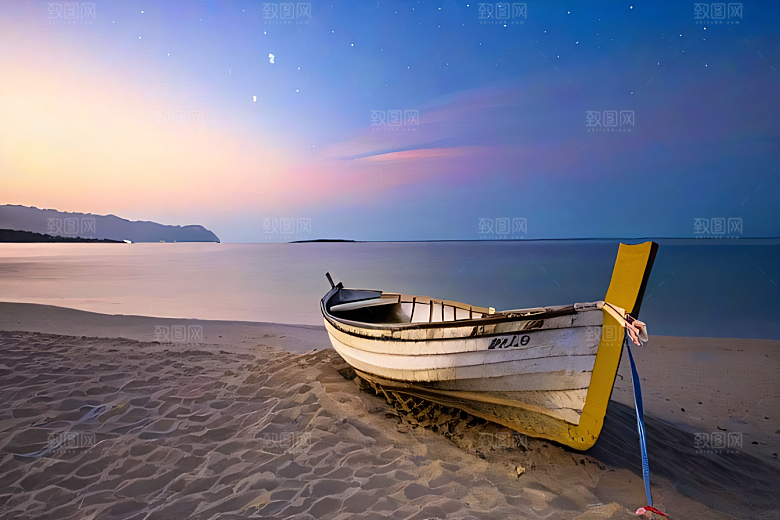 浪漫夜晚的海岸风光