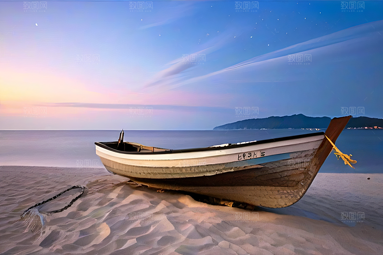 浪漫夜晚的海岸风光