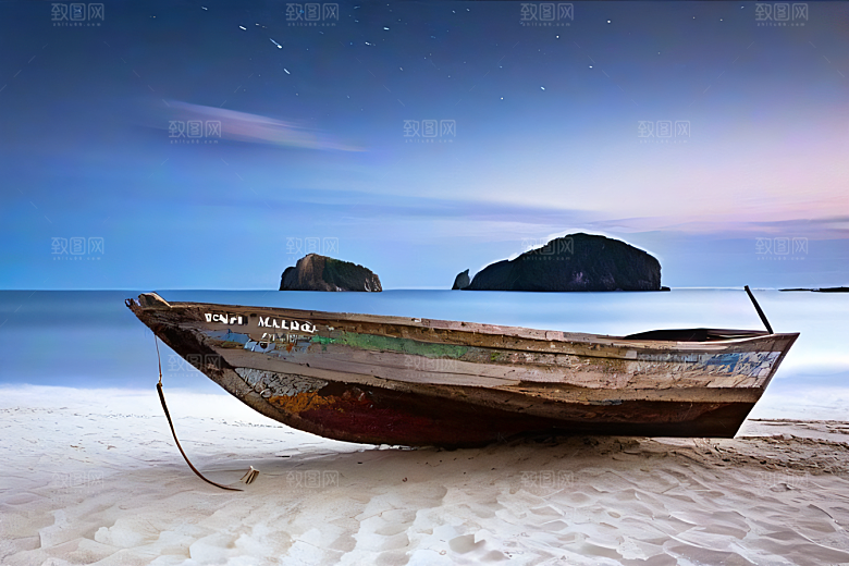 浪漫夜晚的海岸风光