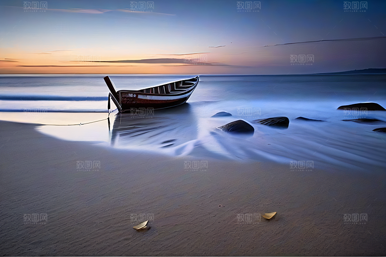 月光下的神秘沙滩美景