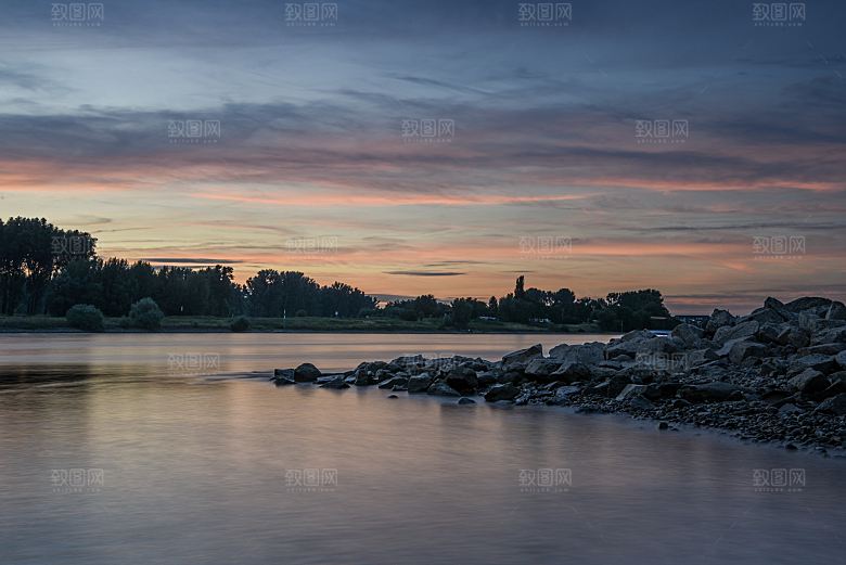蓝色水天空海洋摄影
