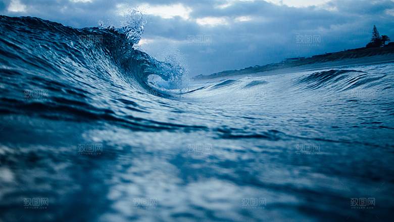 蓝色水天空海洋摄影