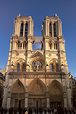 巴黎圣母院巴黎的精神象征