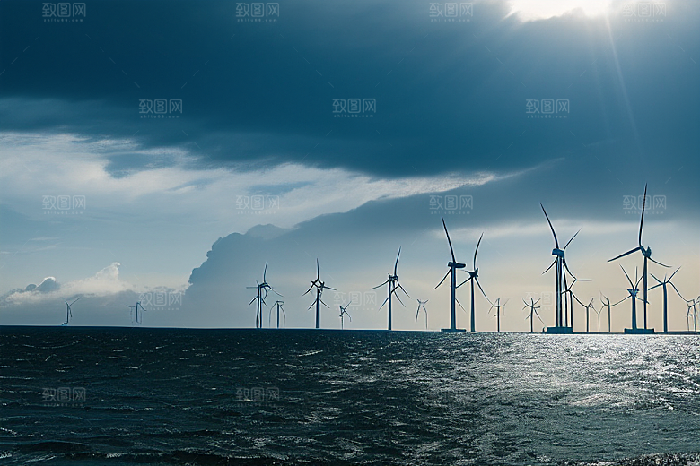 蓝色风景线海上大风车的美丽风光