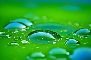 水滴水面照片与蓝天绿水数字背景图片