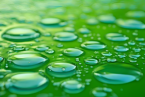 清新水滴照片蓝天绿水数字背景设计图片