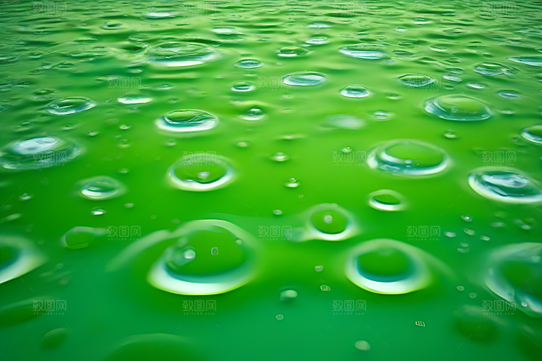 水滴照片与蓝天绿水数字背景图片
