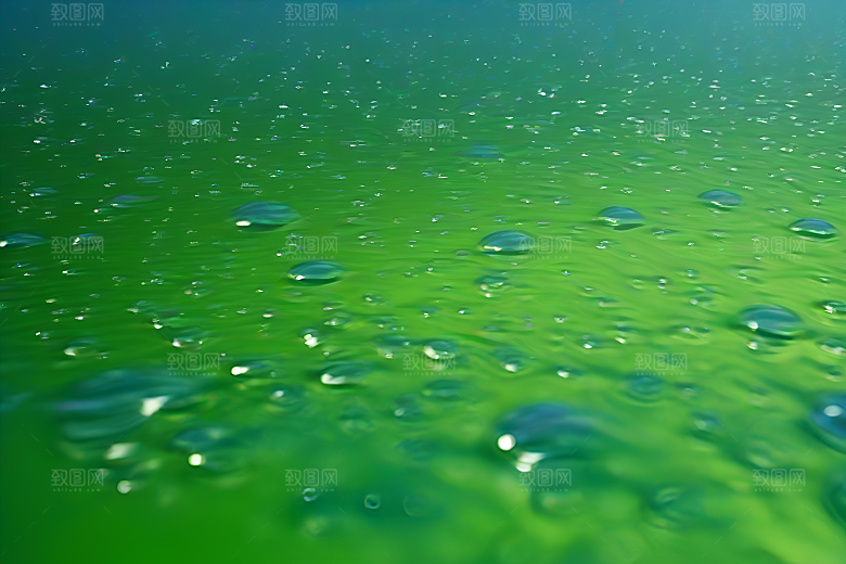 水滴水面照片与蓝天绿水数字背景图