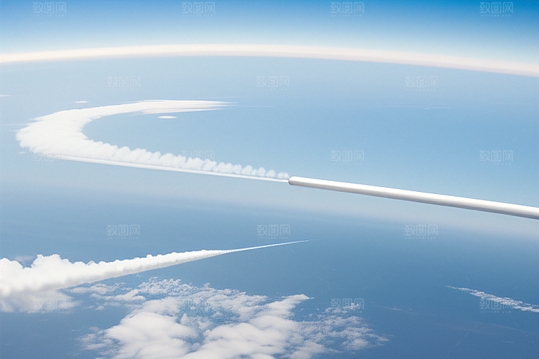 天空中飞机划过的神秘痕迹