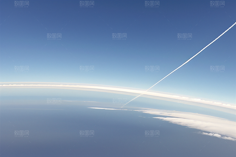 天空中留下的神秘划痕