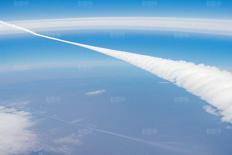 天空中留下的神秘划痕
