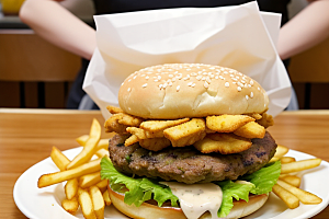 满足味蕾汉堡薯条的美食享受