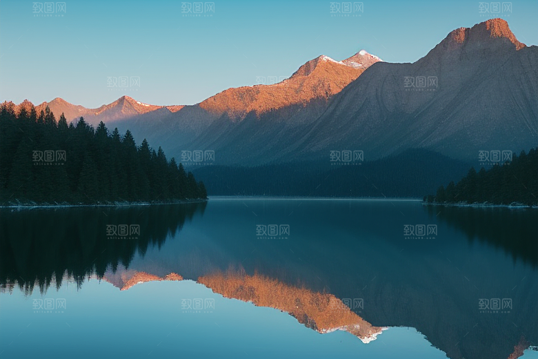 湖光山色美一叶扁舟添诗意