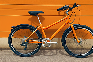 橘红色自行车的真实呈现