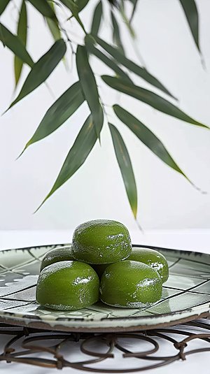 艾叶美食传统艾草节日清明青团绿色点心糕点
