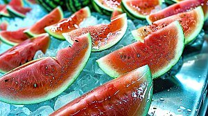 健康水果西瓜新鲜果汁夏季美味多汁红色