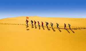 内蒙古库布其沙漠旅游团风光