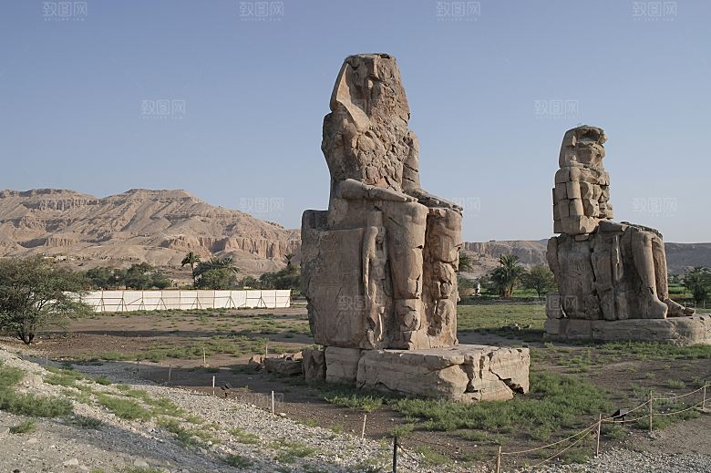 埃及金字塔旅游风景摄影封面金字塔图片
