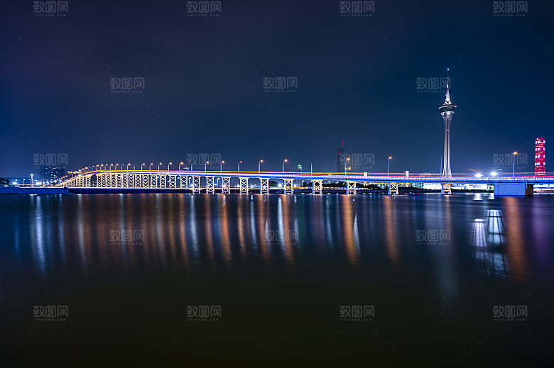 夜景澳门西湾大桥