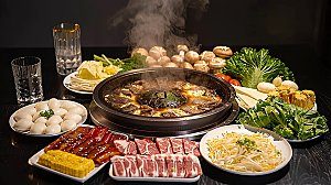 美食蔬菜肉类鲜香重庆麻辣传统高清火锅