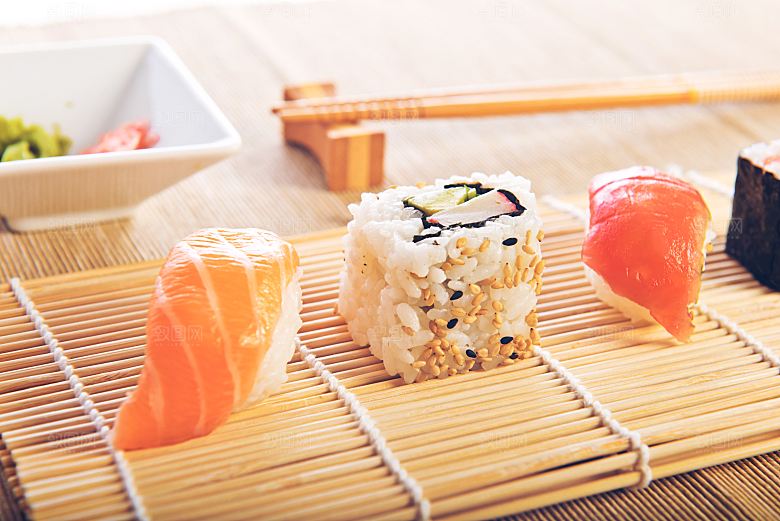 寿司美食餐饮摄影海报广告设计高清菜单