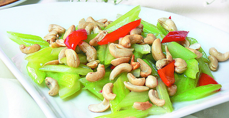 百合白果炒西芹美食高清摄影图