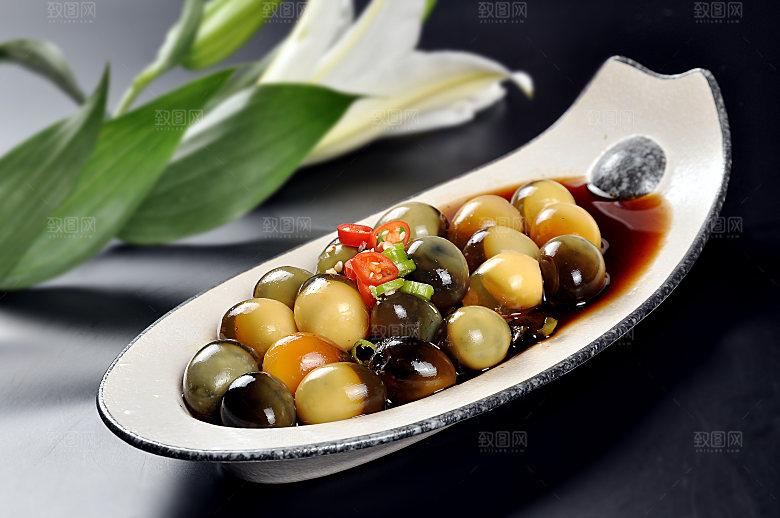 凉拌皮蛋美食高清摄影图