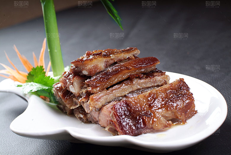腊味卤水拼盘摄影图